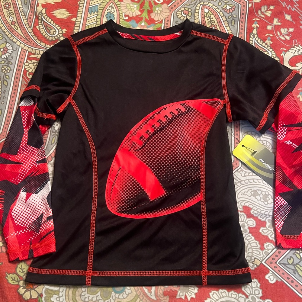 Black and Red Long Sleeve Football Shirt Boys 4 NWT
